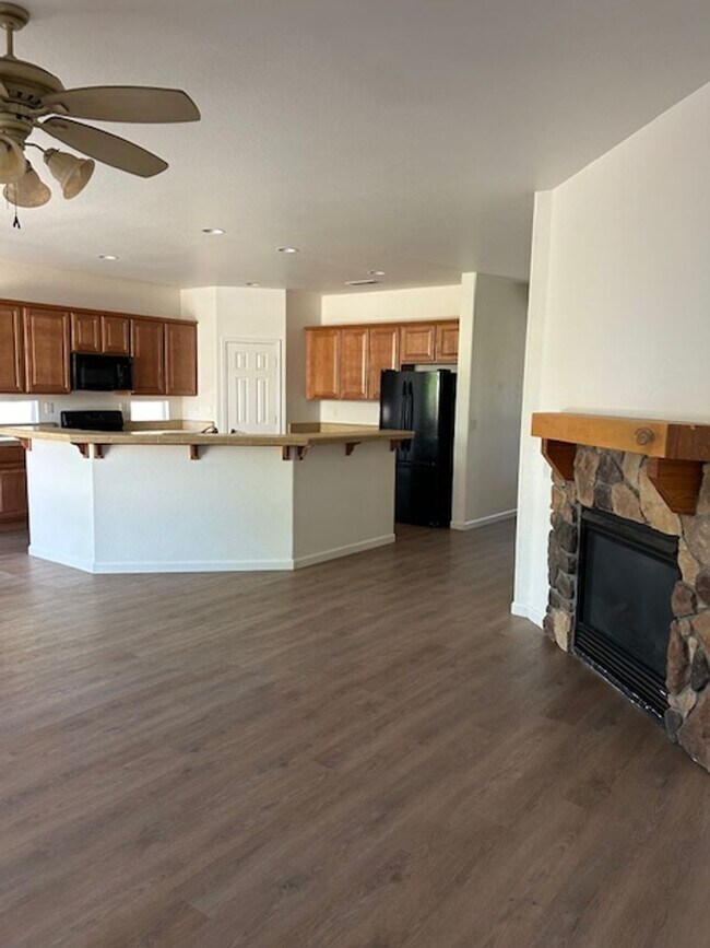 Foto del edificio - 7151 Discovery Ln