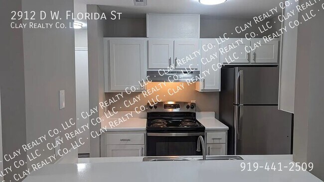 Foto del edificio - 2912 W Florida St