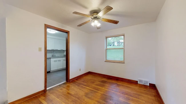 Dining Room - 31 Marylea Ave