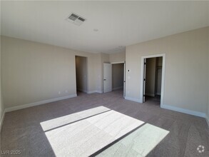Building Photo - 10270 Magnolia Crk St