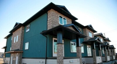 Building Photo - 10101-102 102 Ave