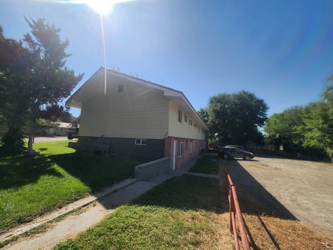Building Photo - Harris Apartments