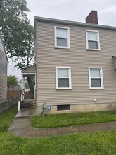 Building Photo - 694-696-696 S Everett Ave