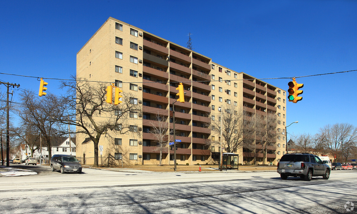 Building Photo - St Andrews Apartments