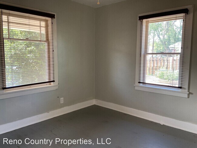 Building Photo - 2 br, 1 bath House - 1068 Bell St