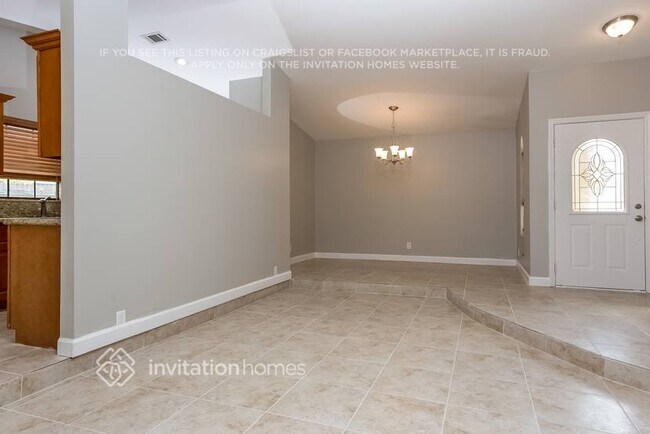 Building Photo - 283 Ponce De Leon St