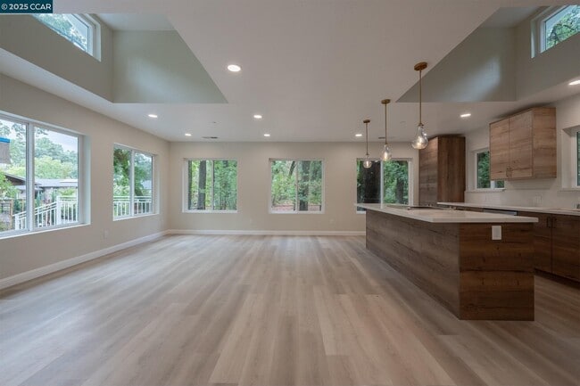 Building Photo - 1244 Stone Valley Rd