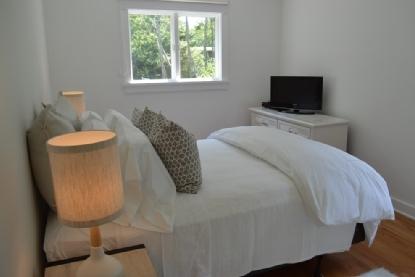 Foto del edificio - 9 Oyster Pond Ln