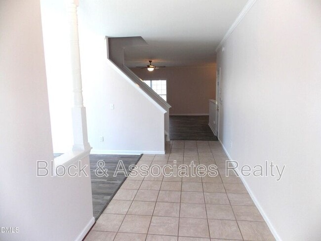 Foto del edificio - 2108 Frissell Ave