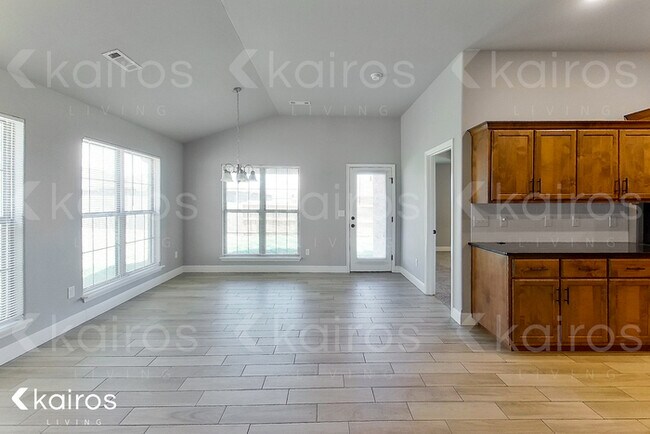 Foto del edificio - 6010 NW Meade St