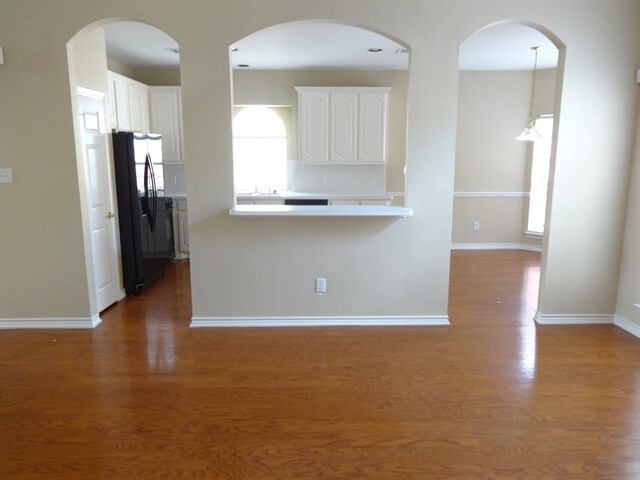 Foto del edificio - 6012 Portridge Drive