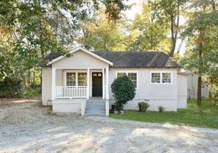 Building Photo - 4880 Hale Rd