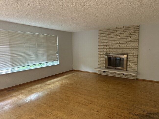 Foto del edificio - 12914 NE 136th St