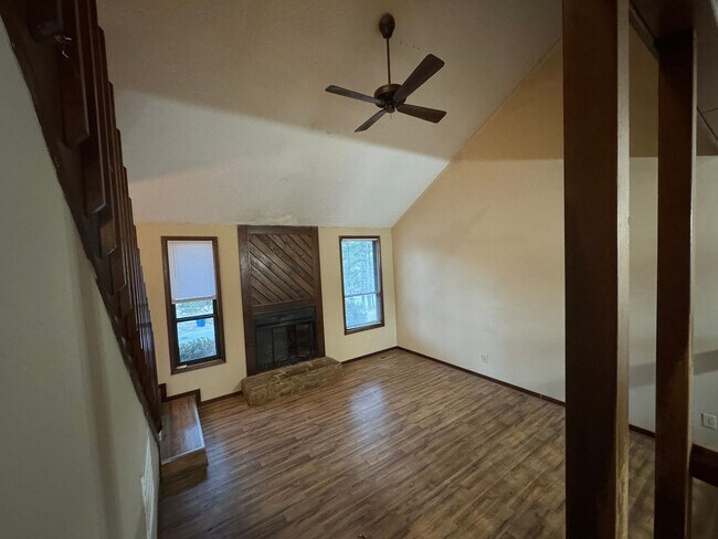 Foto del edificio - 6496 Kelmscot Ct