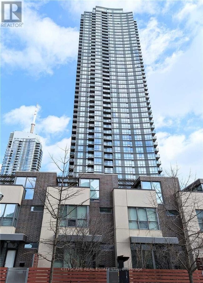 Building Photo - 11-5511 Brunel Ct