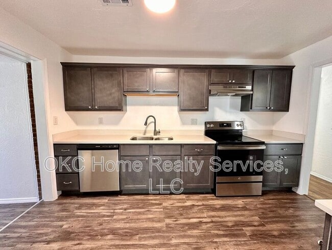 Foto del edificio - 2537 NW 35th St