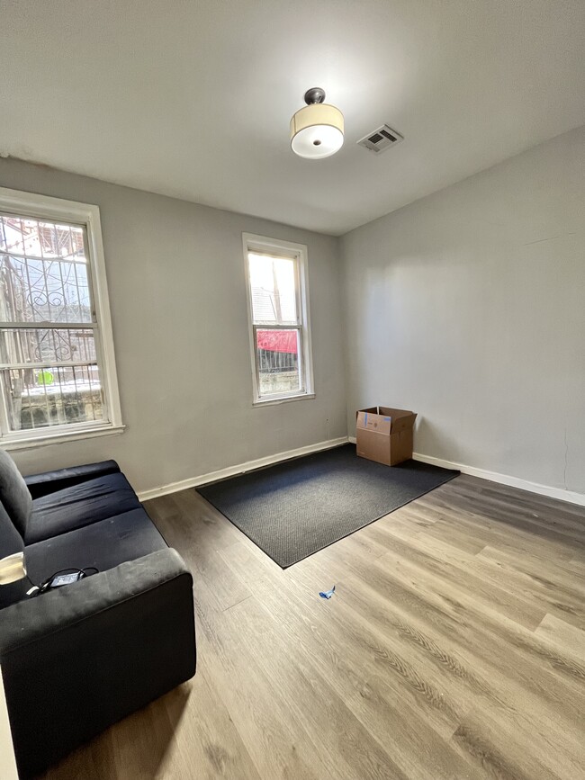 487 Central Ave 1 - 486 Central Ave