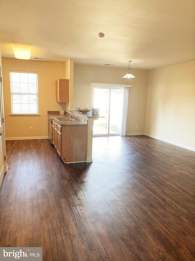 Foto del edificio - 234 Garrison Way