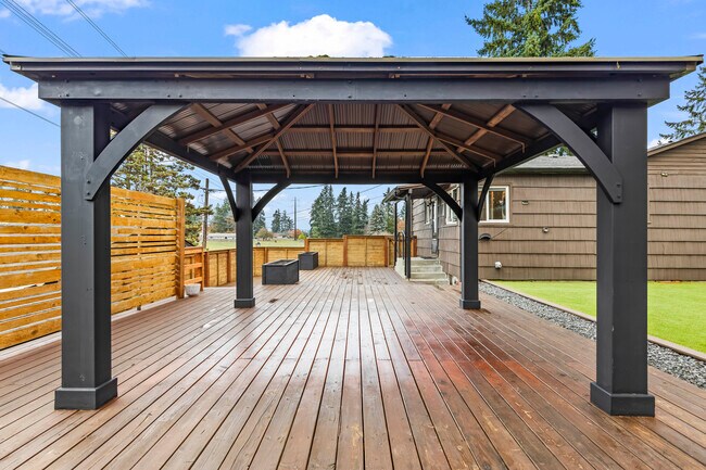 Foto del edificio - 4520 56th St E