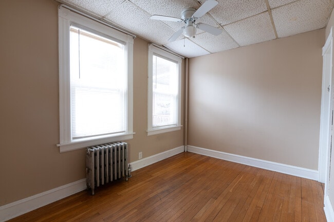 Building Photo - 50 Youngs Ave