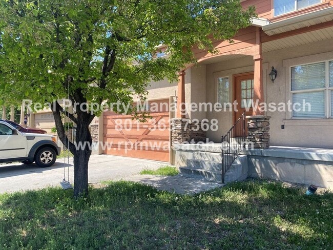 Building Photo - 3176 Designer Ct