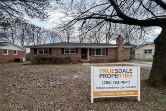 Building Photo - 2821 Cora Hill Ave NW