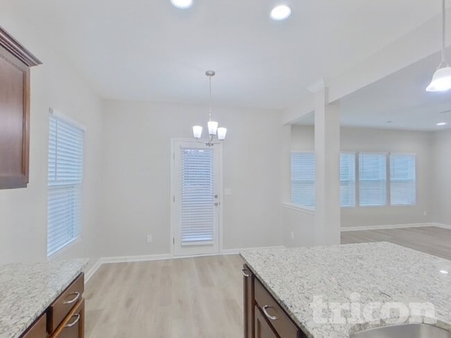 Foto del edificio - 15015 Ockeechobee Ct