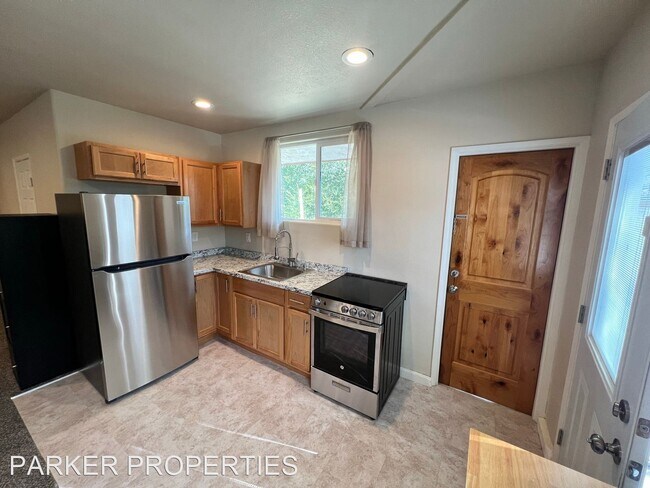Building Photo - Studio, 1 bath House - 766 S Grade Rd (ADU)