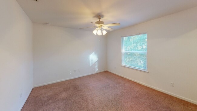 Building Photo - 1225 Pepper Dr