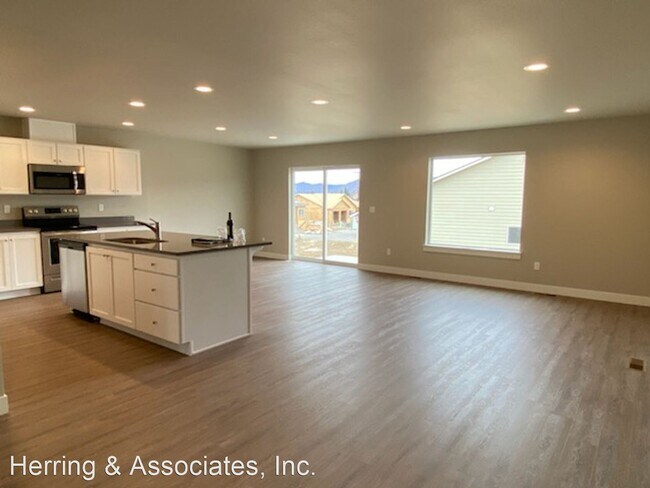 Foto del edificio - 3 br, 2 bath House - 39 S Millbrook Loop