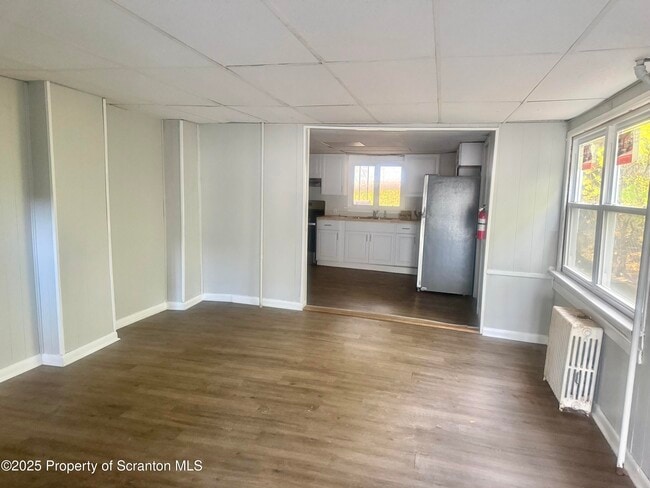 Building Photo - 225 N Bromley Ave