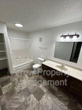 Building Photo - 201 E Arbor Ave