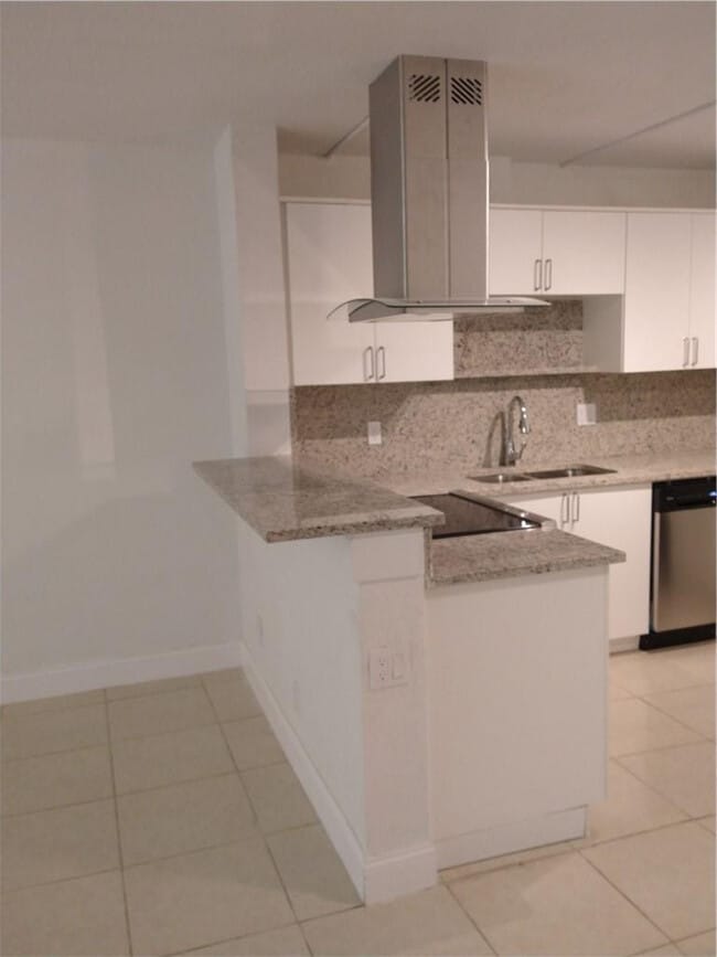 Foto del edificio - 3247 NW 104th Ave