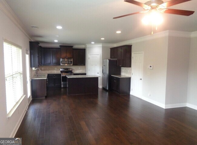 Building Photo - 1156 Clear Stream Ridge