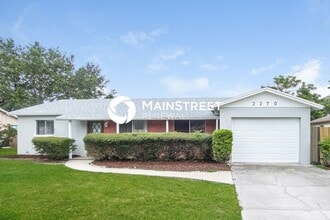 Building Photo - 2270 Hialeah St