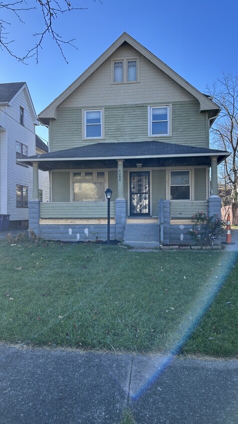 Primary Photo - 4288 E 128th St