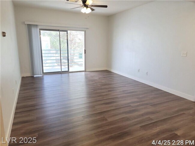 Building Photo - GORGEOUS 2ND FLOOR UNIT LOCATED IN GATED C...