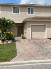 Building Photo - 3809 Clearbrook Ln