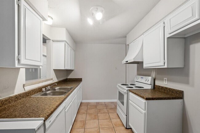 Foto del edificio - 11622 Corkwood Dr