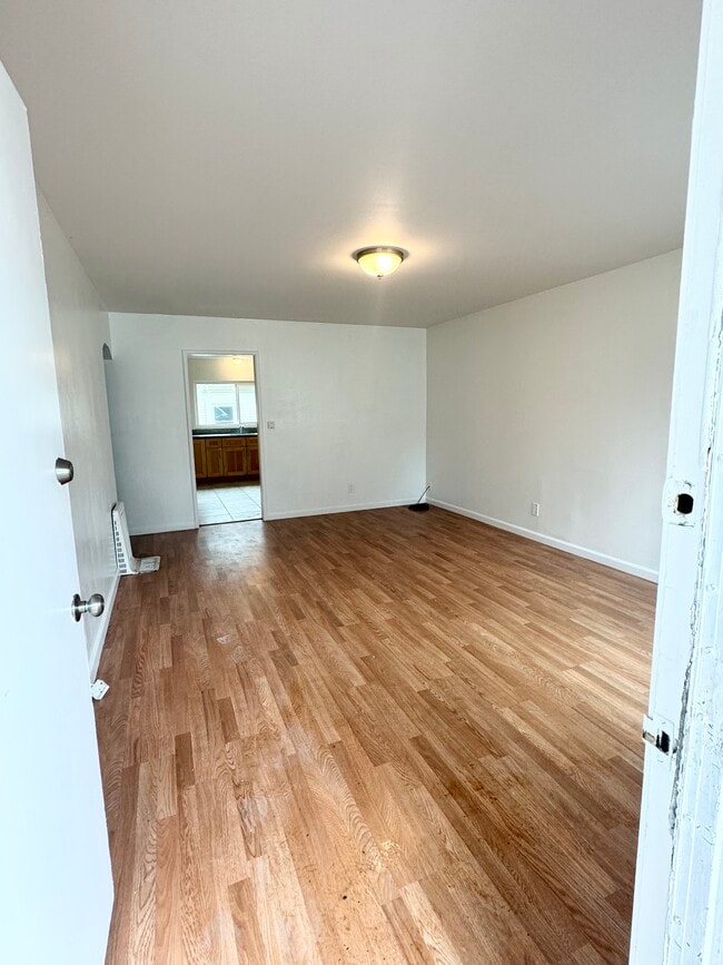 Living Room (View from front door) - 1387 russell way
