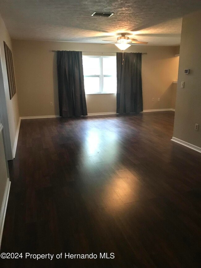 Building Photo - 2377 Arlee Ln
