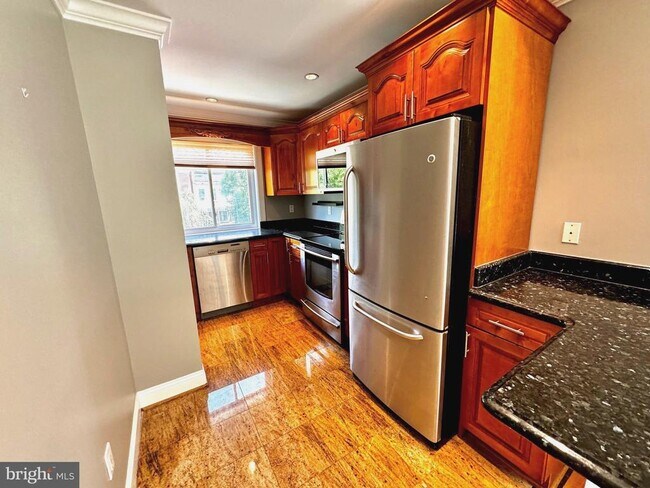 Foto del edificio - 3656 New Hampshire Ave NW