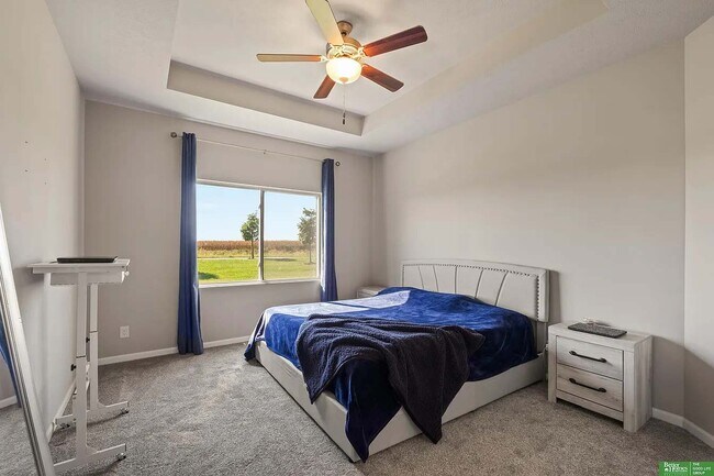 Foto del edificio - 21051 Polk St