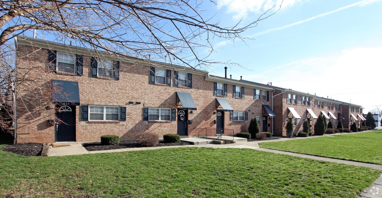Building Photo - 828-854 Palmer Rd