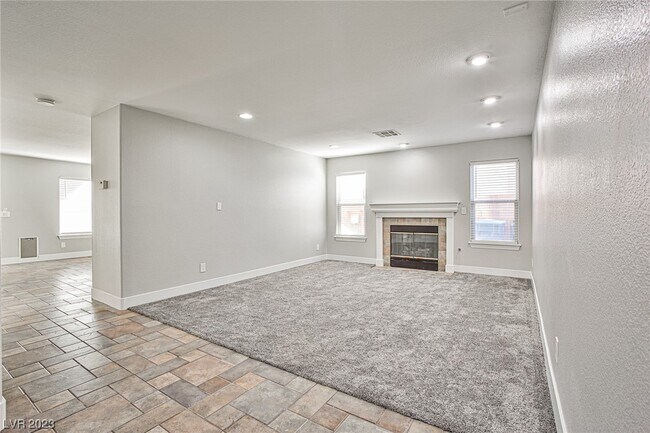 Building Photo - 1304 Calle Montery St