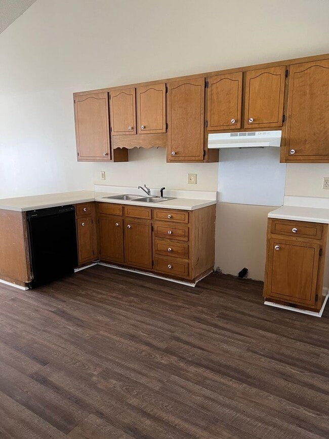 Building Photo - 159 Endoline Dr