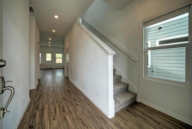 Foto del edificio - 1317 Linwood St