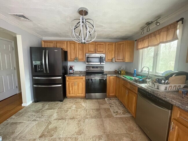 Building Photo - 36 George St