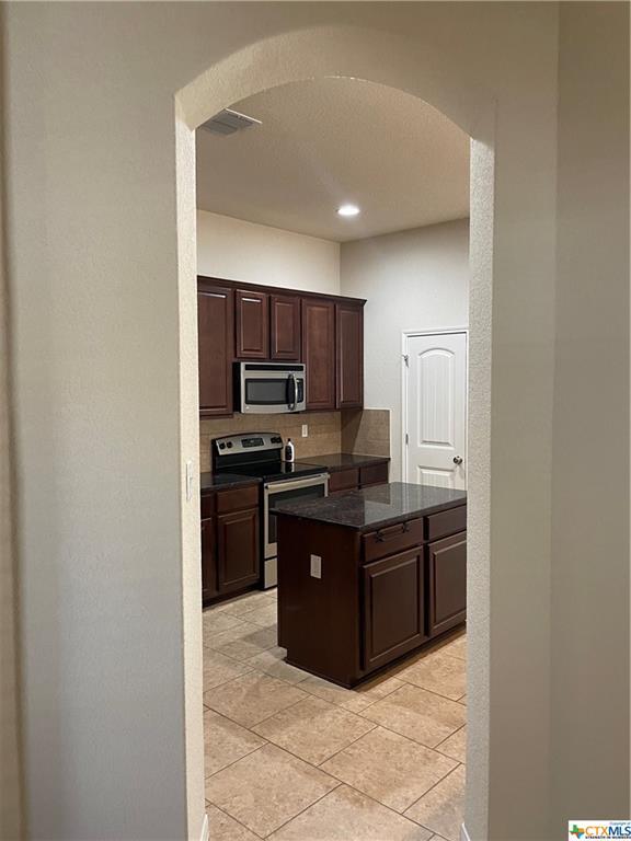 Building Photo - 834 Wall St