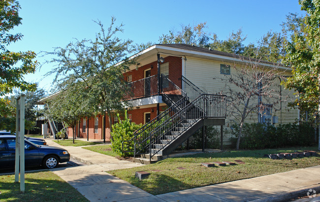 Building Photo - Palm Beach Pointe